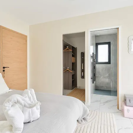 Maison Marly Avec Piscine Privee A Sérignan