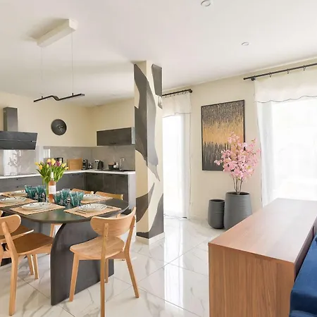 Maison Marly Avec Piscine Privee A Sérignan