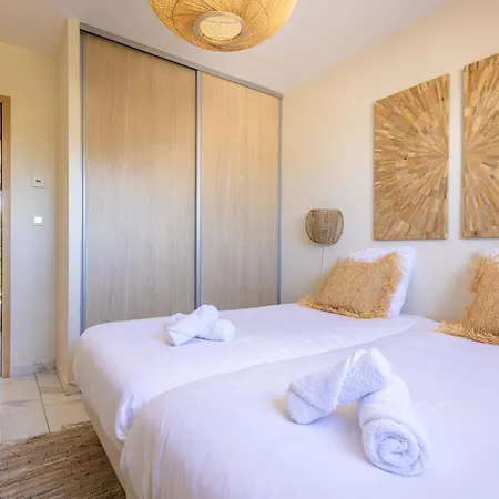 Maison Marly Avec Piscine Privee A Tatil Evi