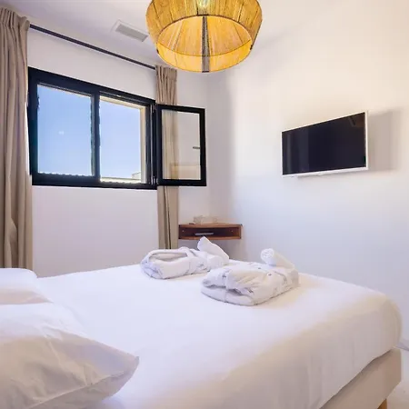 Tatil Evi Maison Marly Avec Piscine Privee A *