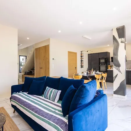 Tatil Evi Maison Marly Avec Piscine Privee A *
