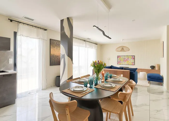 Casa de Férias Maison Marly Avec Piscine Privee A *